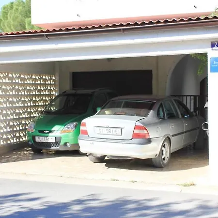 Valbandon 7200b דירה פאז'אנה